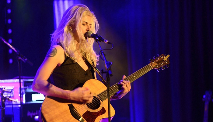 bettina-promo-pic-01original_tt