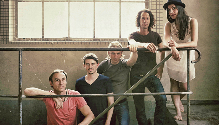 Pieds-nus_1081_opt_tt